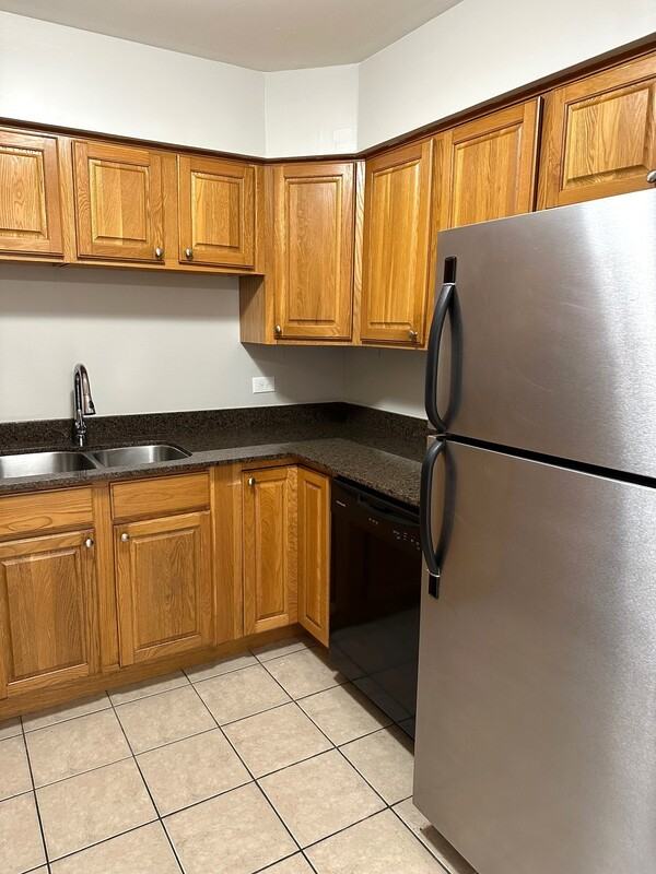 8650 S 84th Ct #2A - Photo 3 of 18