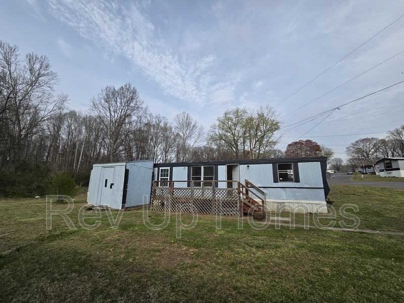 38 Ndanvilleus - Photo 2 of 18