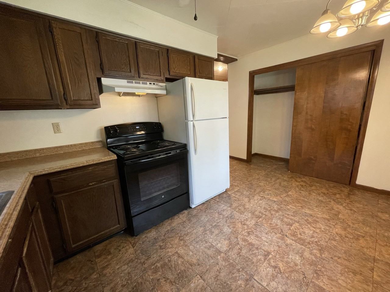 2419 Beechwood Blvd #A - Photo 3 of 84