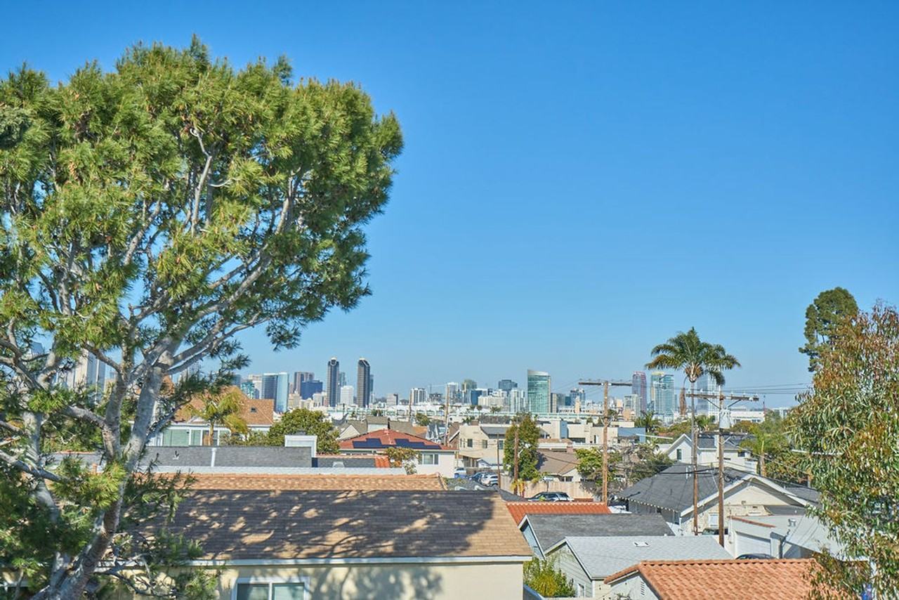 339 C Ave - Photo 3 of 30