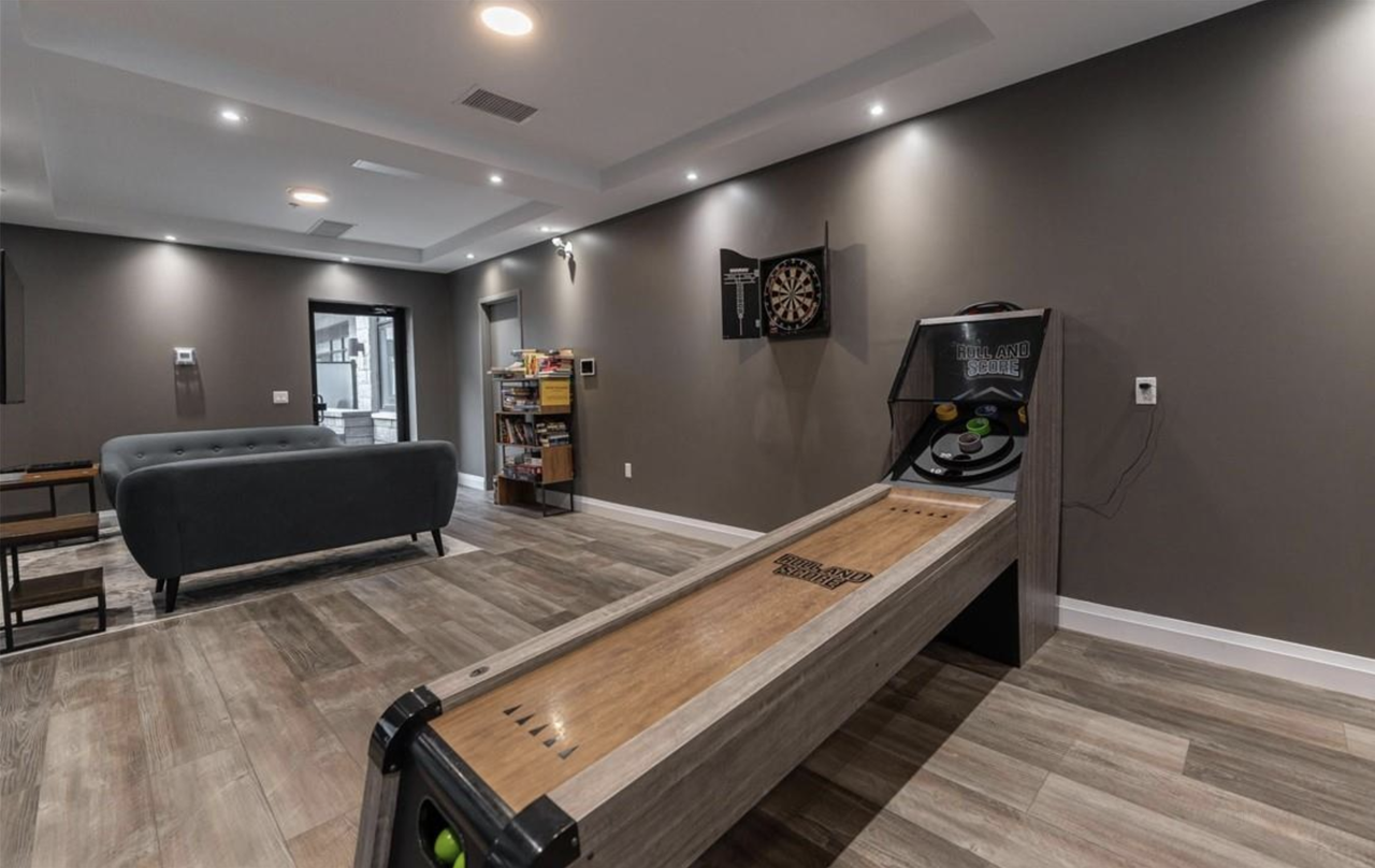 1 Redfern Avenue - Photo 3 of 22