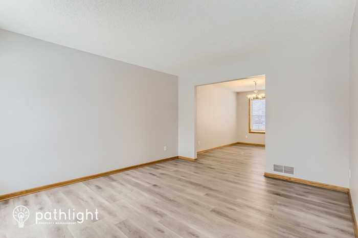 2705 Autumn Woods Dr - Photo 2 of 27