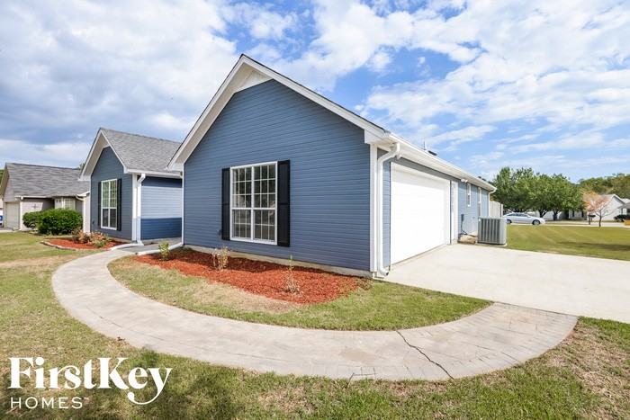 1186 King Arthur Ct - Photo 2 of 15