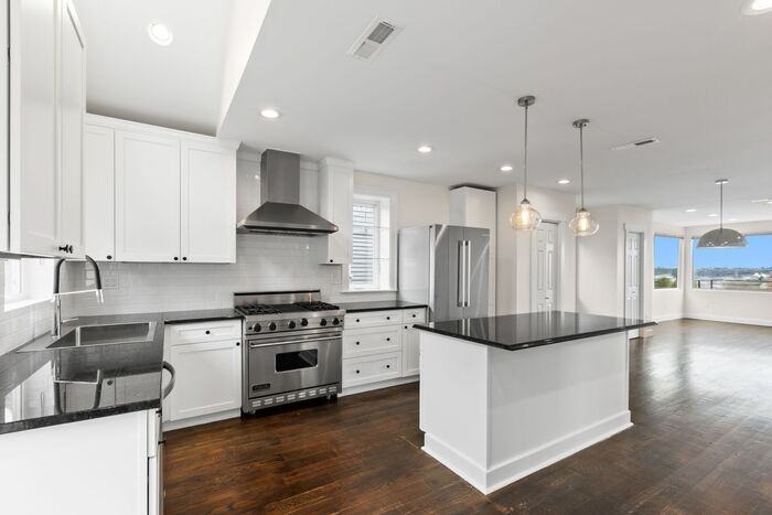 3827 33rd Ave Sw - Photo 2 of 50