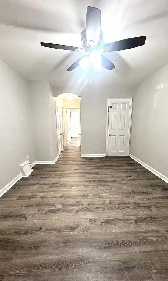 4118 Bennington St #NA - Photo 3 of 8