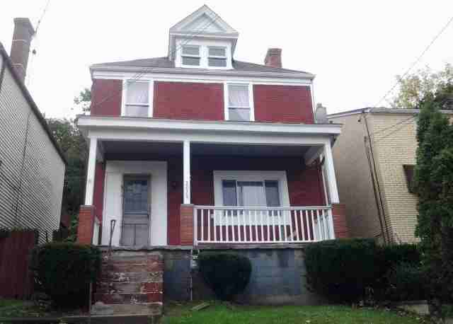 2029 Plainview Ave #NA - Photo 2 of 34