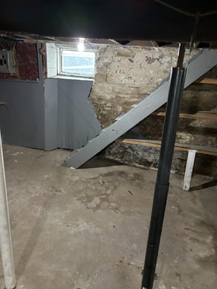 2029 Plainview Ave #NA - Photo 4 of 34