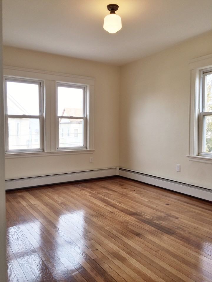 75 Gardena St #NA - Photo 5 of 8