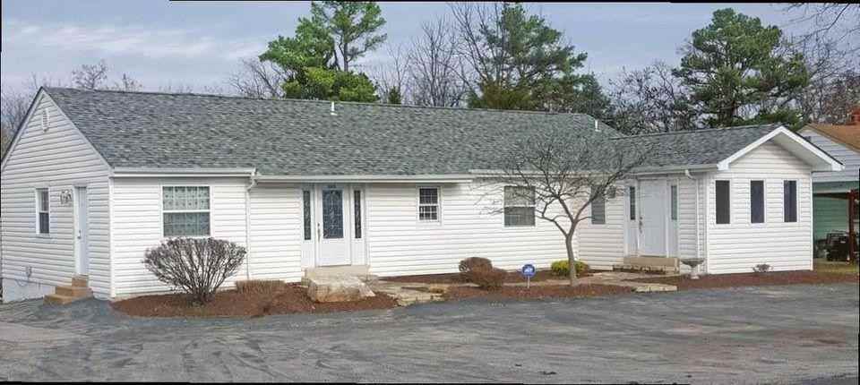 5613 Park Rd #1 - Photo 2 of 6