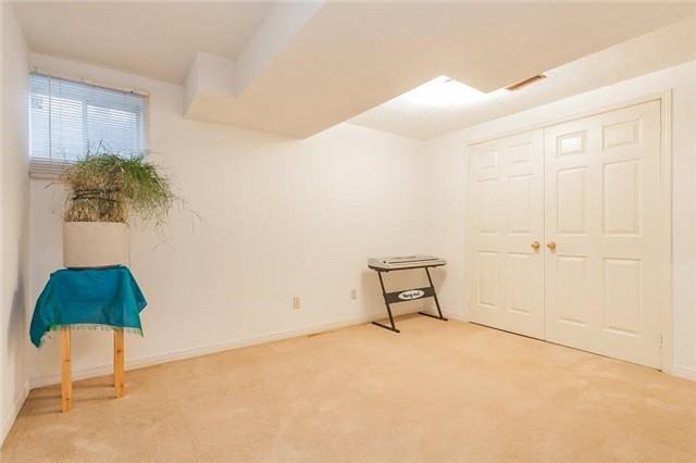 23 Fieldside Dr - Photo 2 of 9