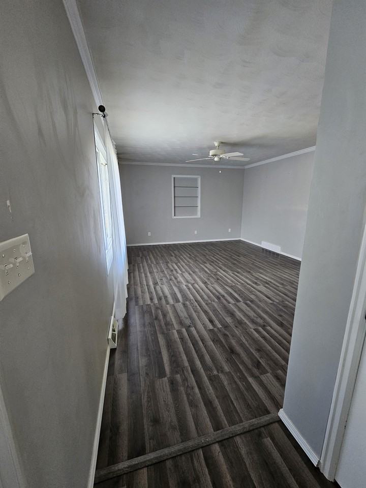 707 Fremont St #1 - Photo 3 of 29