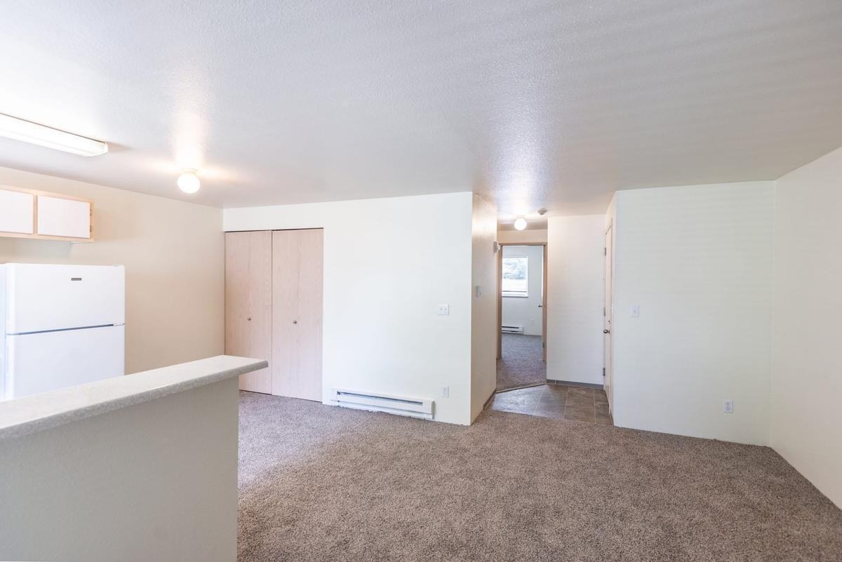 1900 Black Lake Blvd Sw - Photo 3 of 29