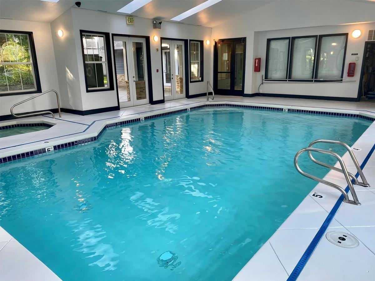 1900 Black Lake Blvd Sw - Photo 4 of 29