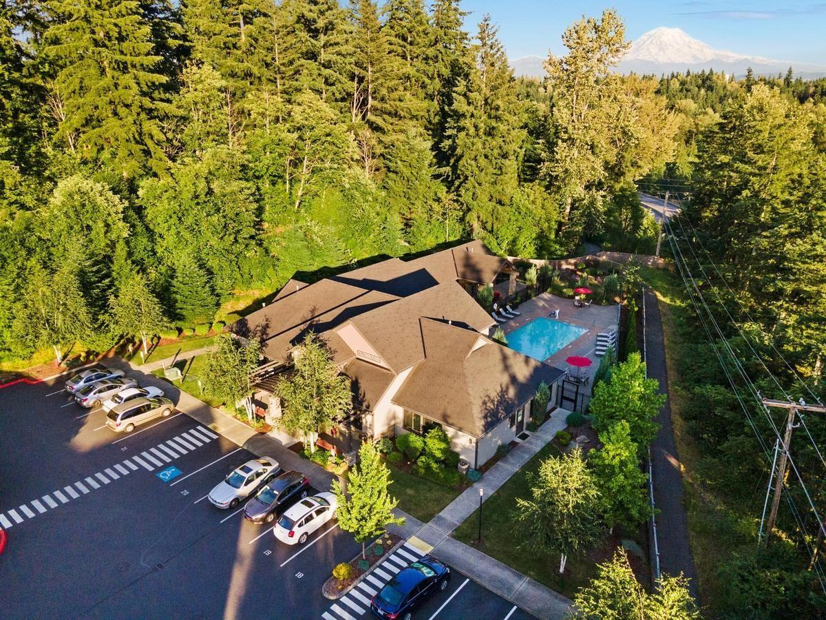 9002 186th Avenue East - Photo 5 of 28