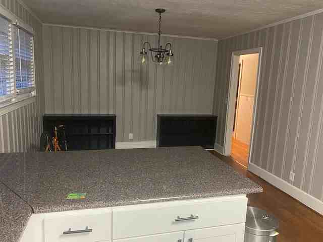 1835 Inglewood Dr - Photo 2 of 12