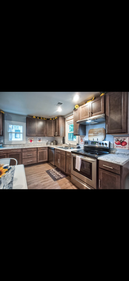 3003 Courtlandt Ave #NA - Photo 2 of 18