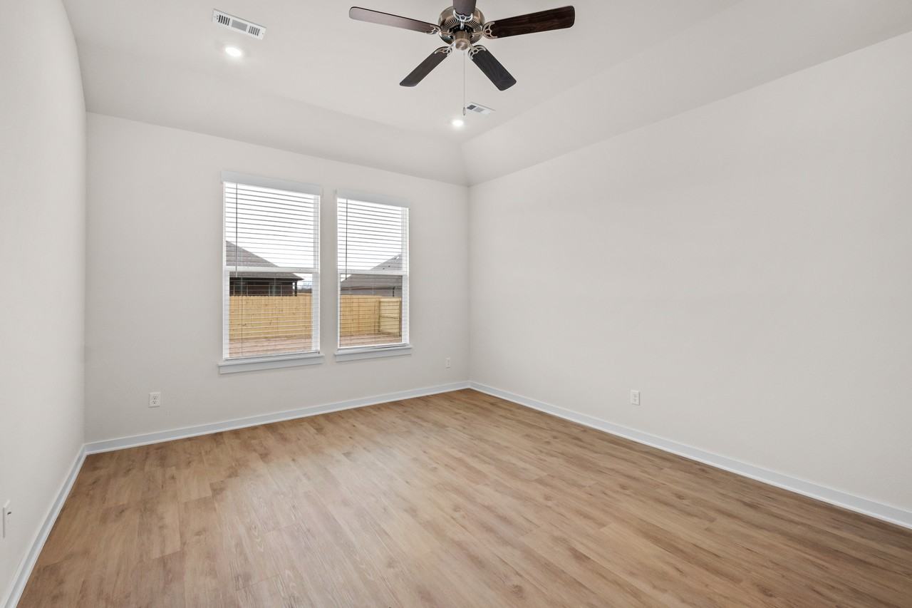 391 W Branta St #NA - Photo 5 of 17