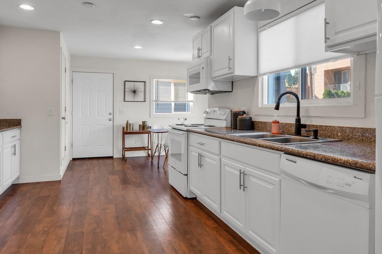 5506 Ne Hoyt St #A - Photo 4 of 34