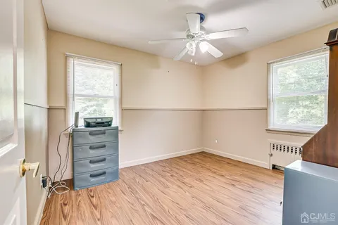 41 Franklin St - Photo 2 of 8