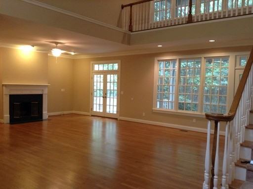 8712 Bardmoor Cir - Photo 2 of 33
