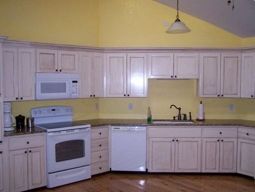 104 Amanda Ct - Photo 2 of 10