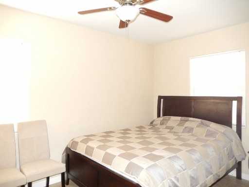 31 26th St - Photo 3 of 6