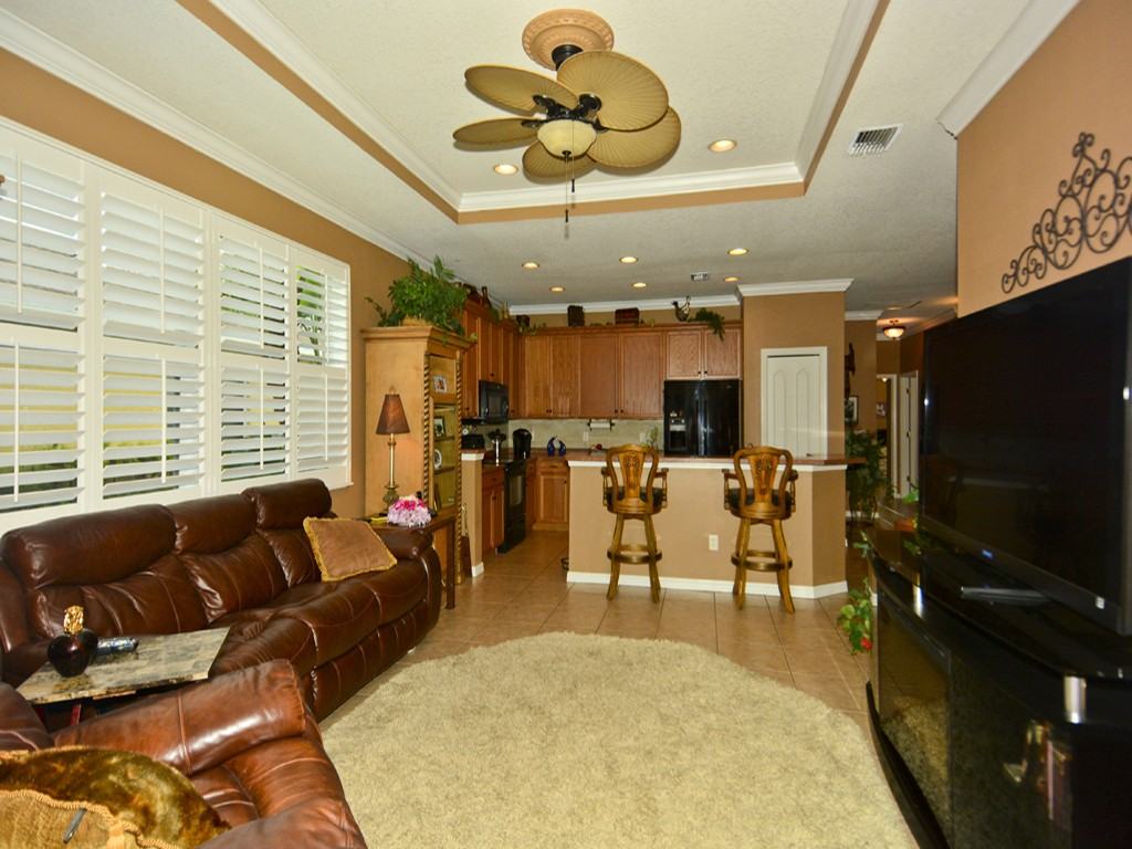 1922 Sterling Glen Ct - Photo 3 of 25