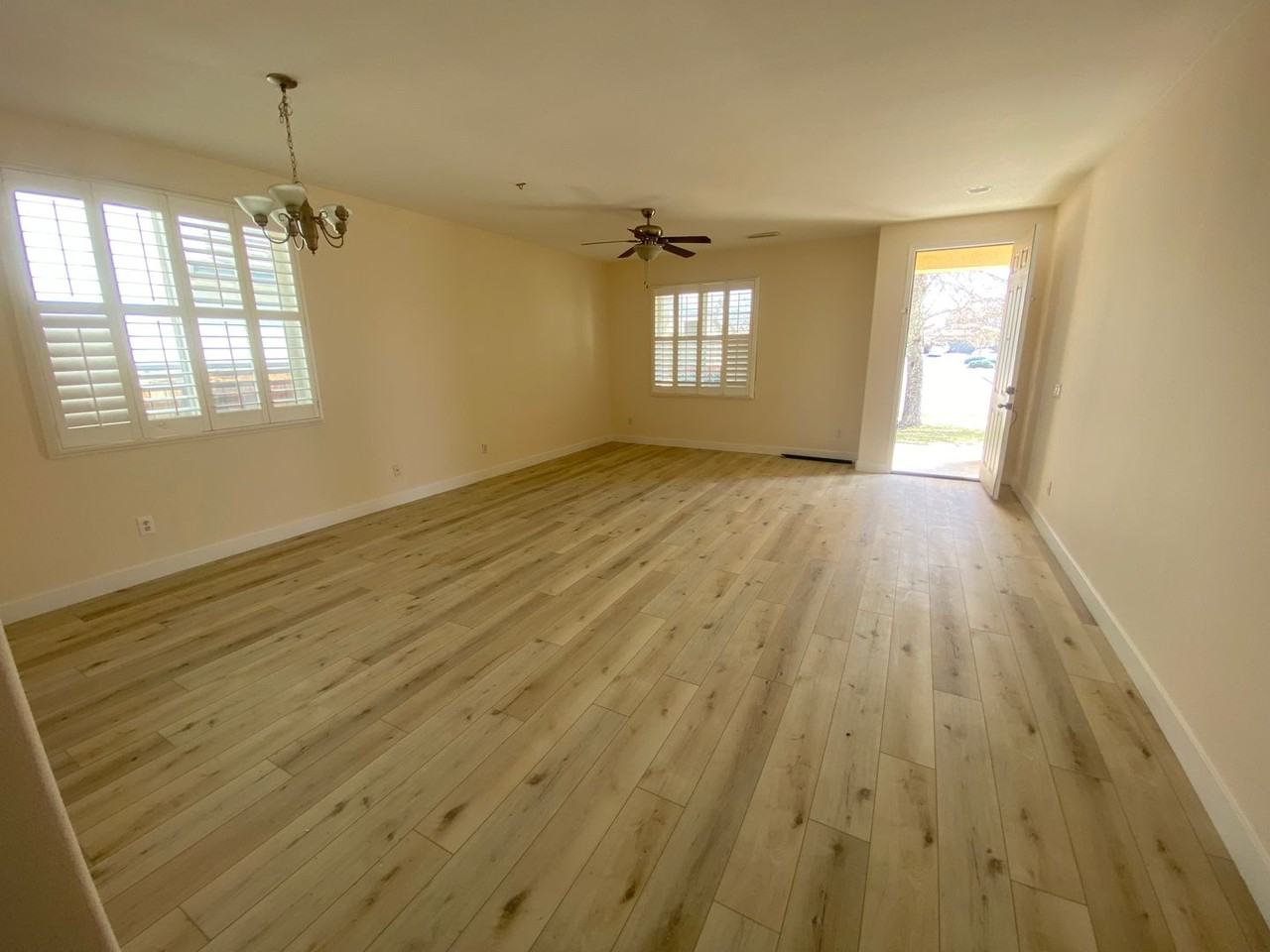 13864 Adams St - Photo 3 of 14