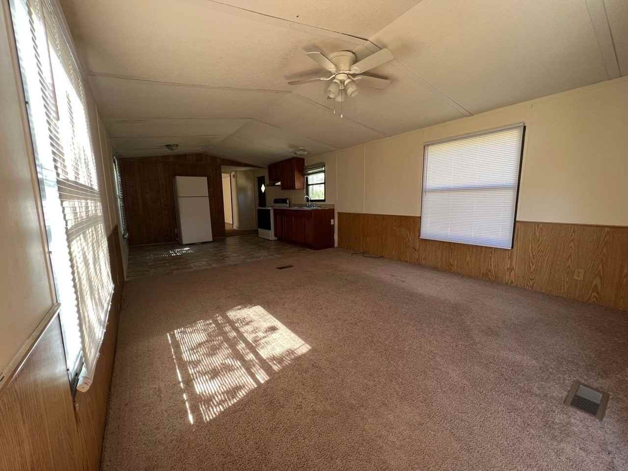 128 Timberview Ln - Photo 3 of 10