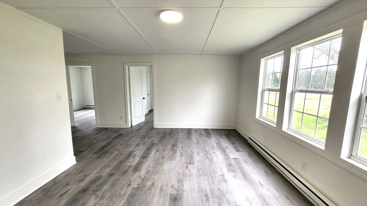 3199 Flat Creek Rd - Photo 3 of 9