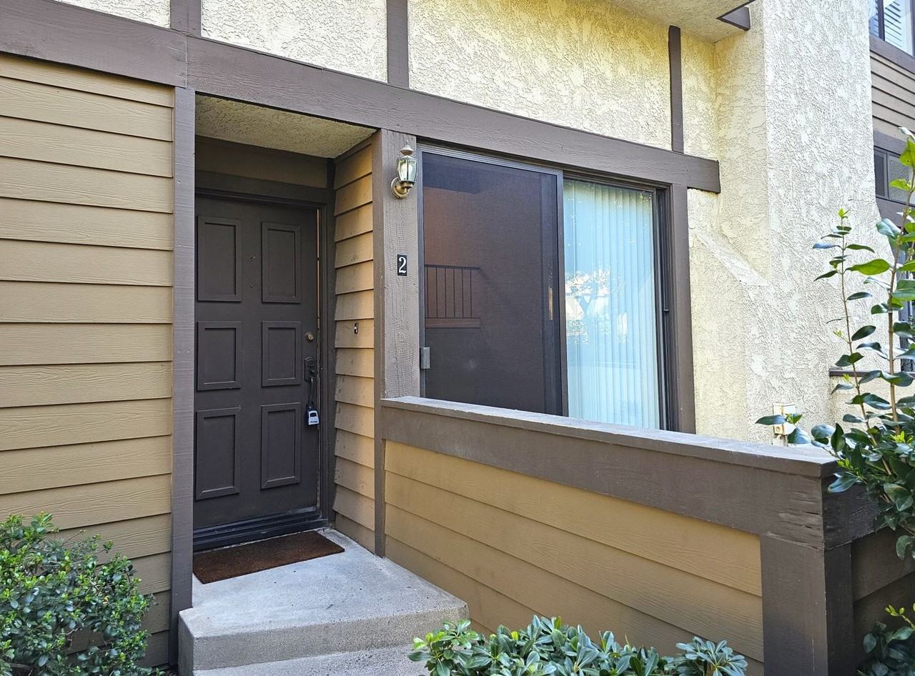 21141 Lassen St #2 - Photo 4 of 31