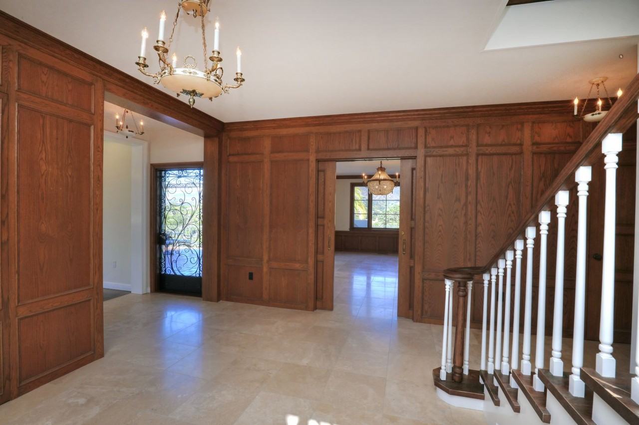 2360 Foothill Rd #D - Photo 5 of 38