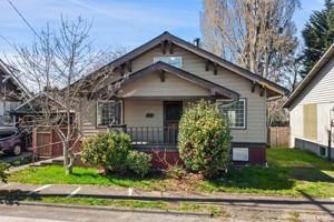 featured image of 709 Mckenzie Ave