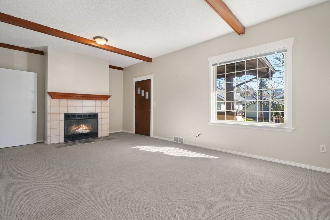 709 Mckenzie Ave - Photo 2 of 47