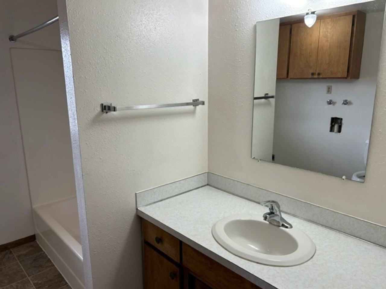 102 E Cascade Ave - Photo 7 of 18