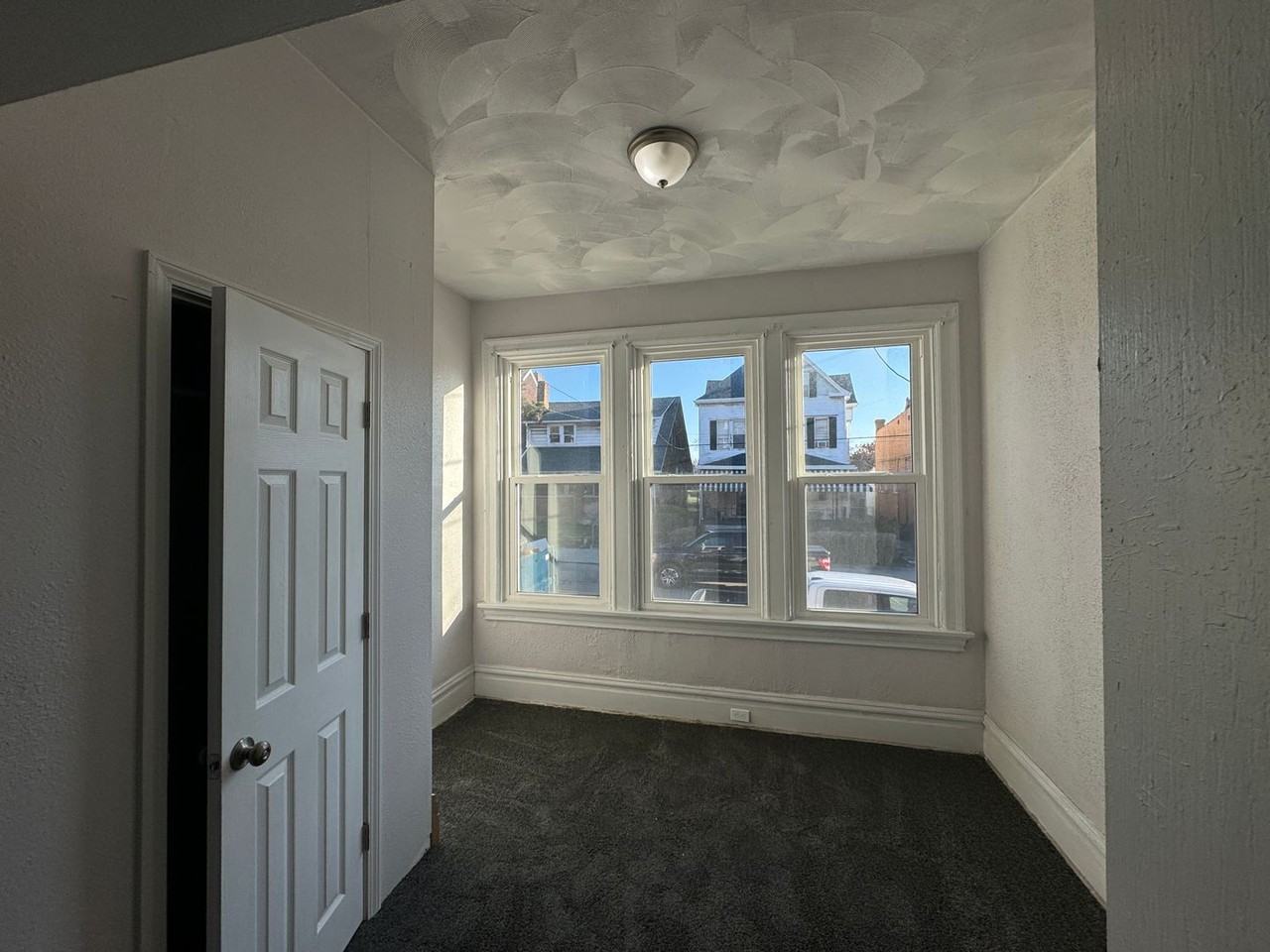 Bennett Duplex - Photo 3 of 25