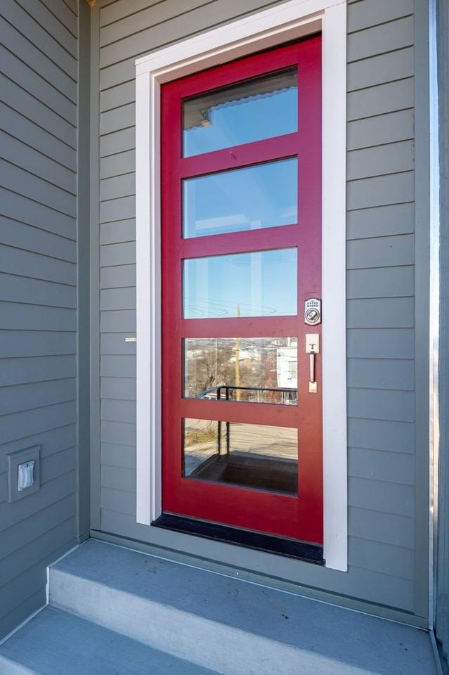 3317 Nevada Ave - Photo 2 of 31