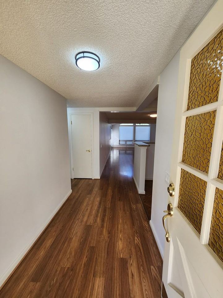 5430 Sierra Vista Ave - Photo 3 of 14