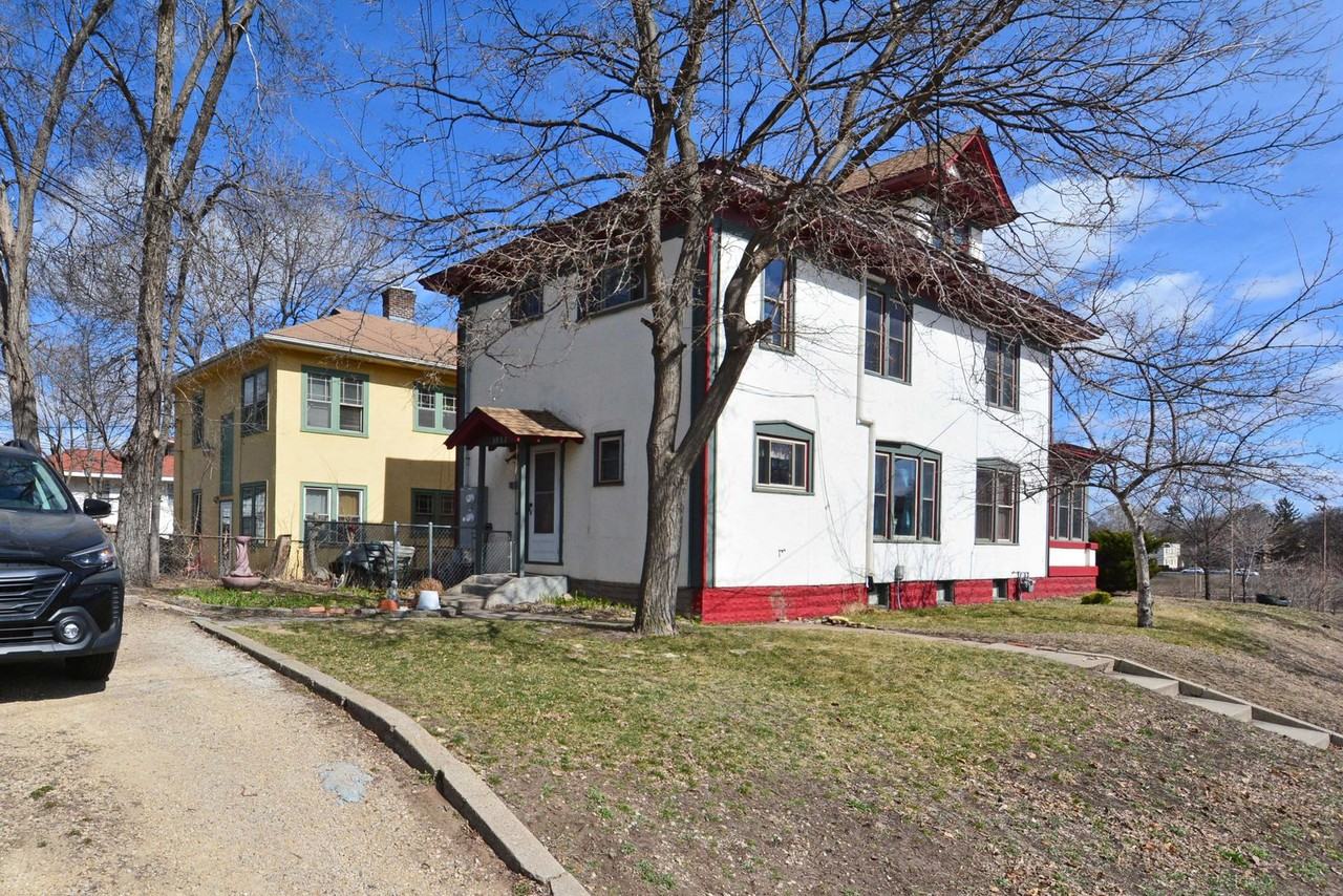 3952 Park Ave - Photo 2 of 17