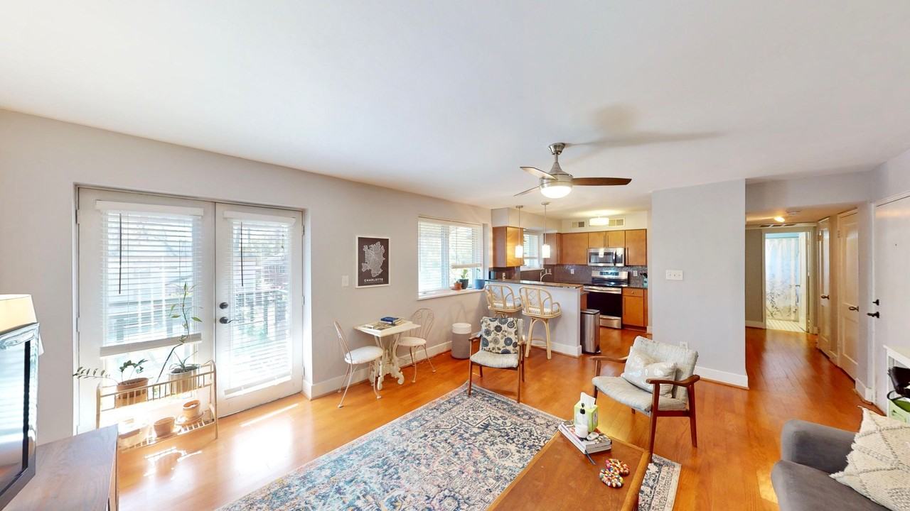 227 N Dotger Ave #E15 - Photo 4 of 23