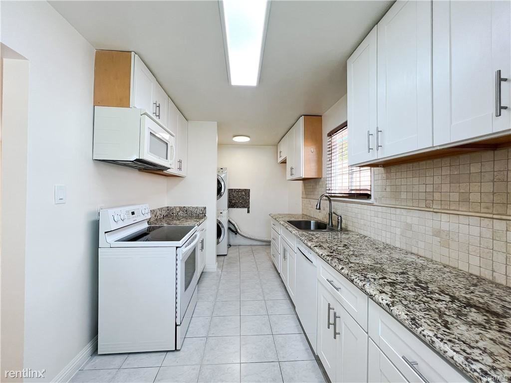 24117 Pennsylvania Ave - Photo 3 of 13