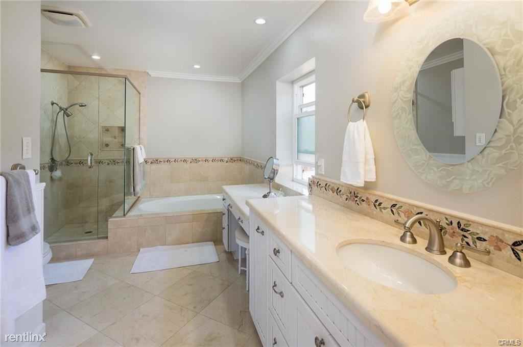 1727 Date Ave #3 - Photo 3 of 9