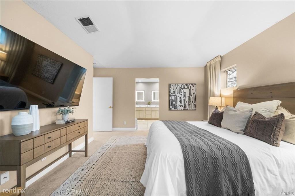 2180 Village Way - Photo 3 of 13