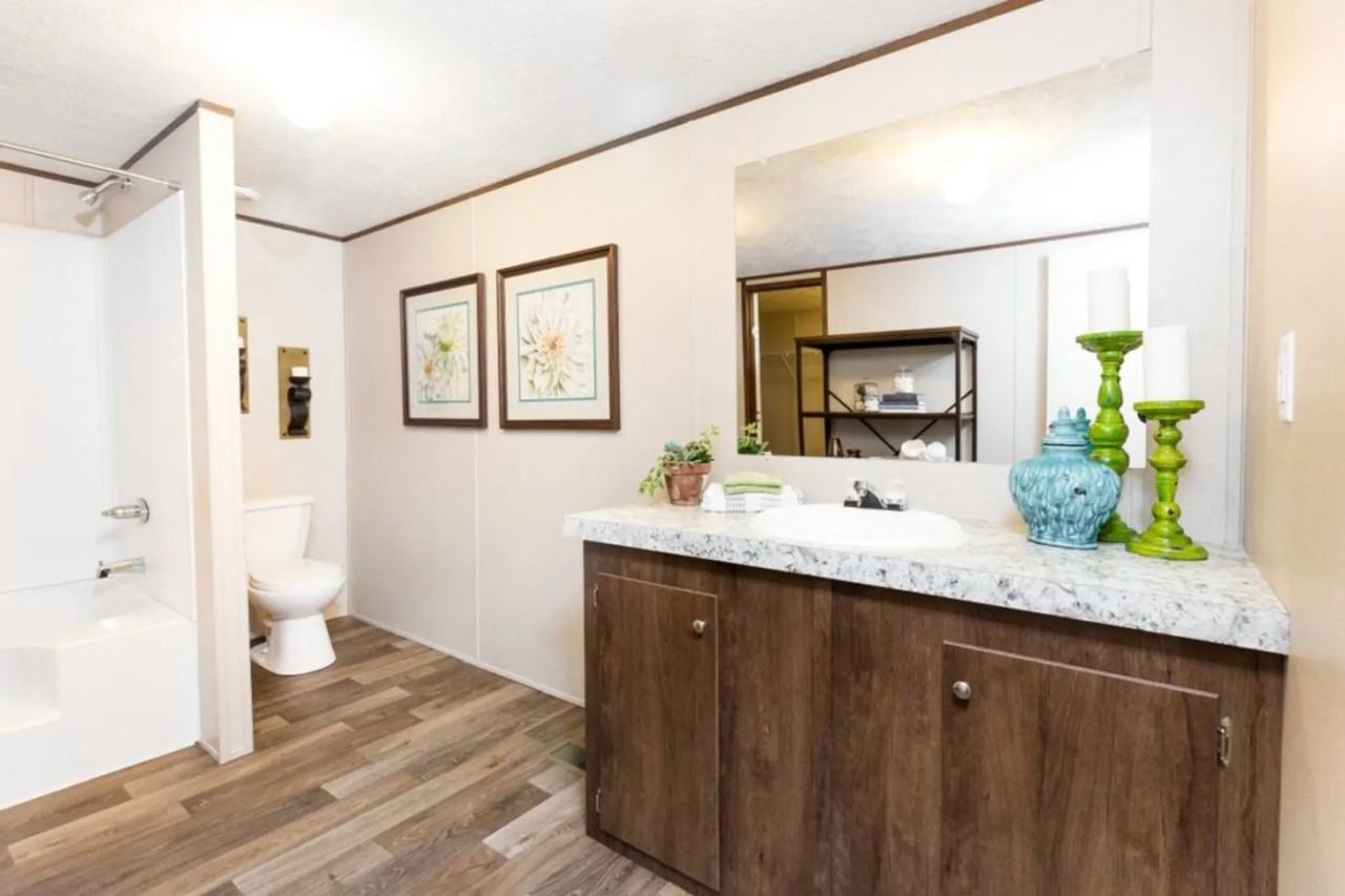 12153 Kingsley Way - Photo 3 of 15