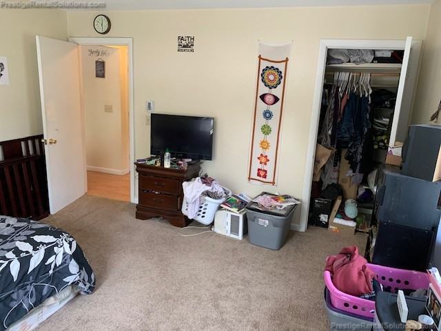 18 Dinan Dr #9 - Photo 5 of 10