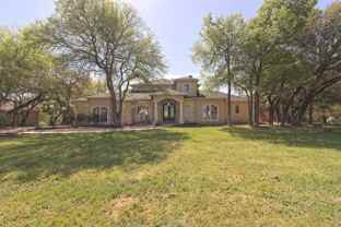 125 Waterford Ln - Photo 1 of 1