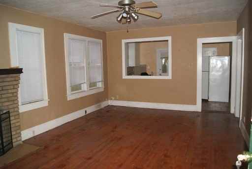 1717 12th St N - Photo 2 of 7