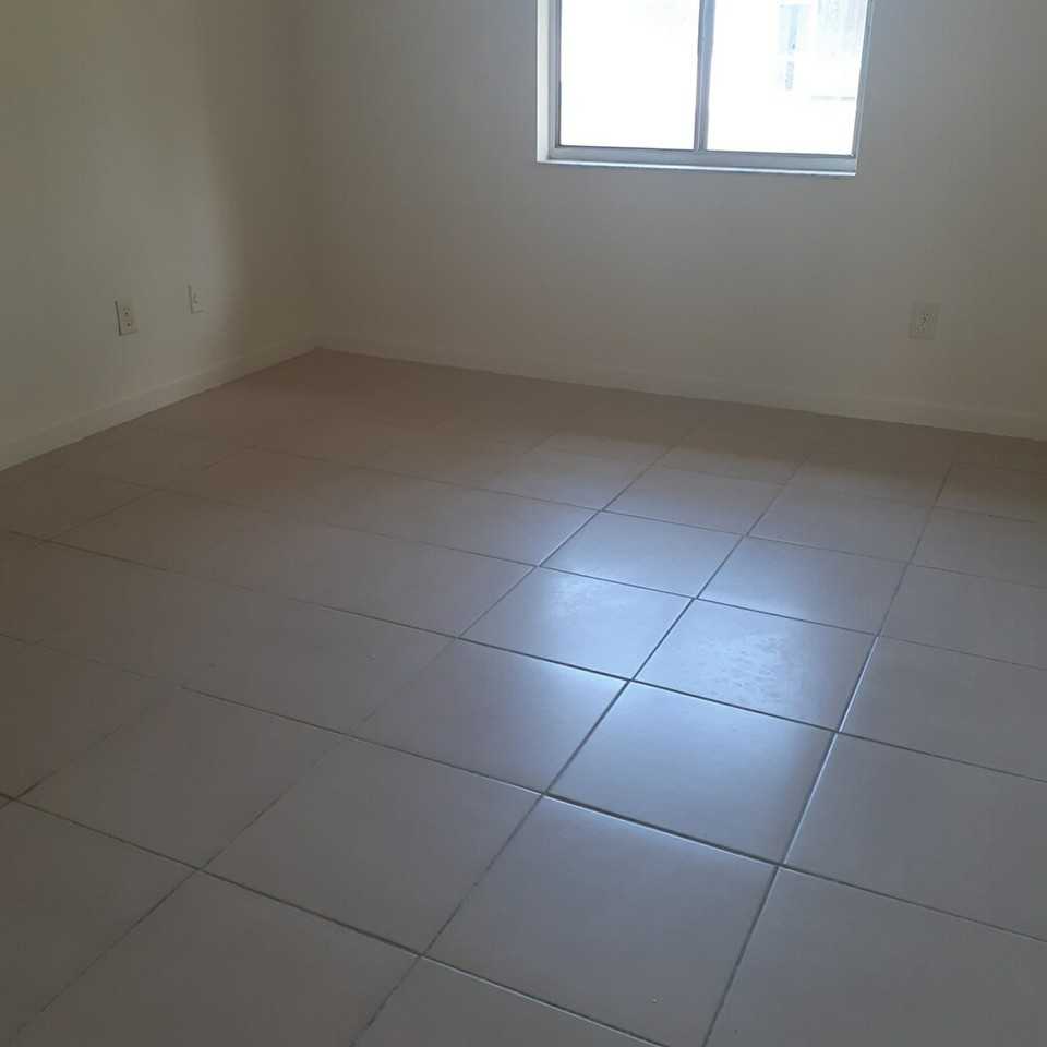 122 Hazelcrest Street - Photo 5 of 8