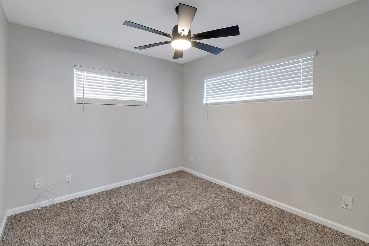 4537 Winona Ave - Photo 2 of 17