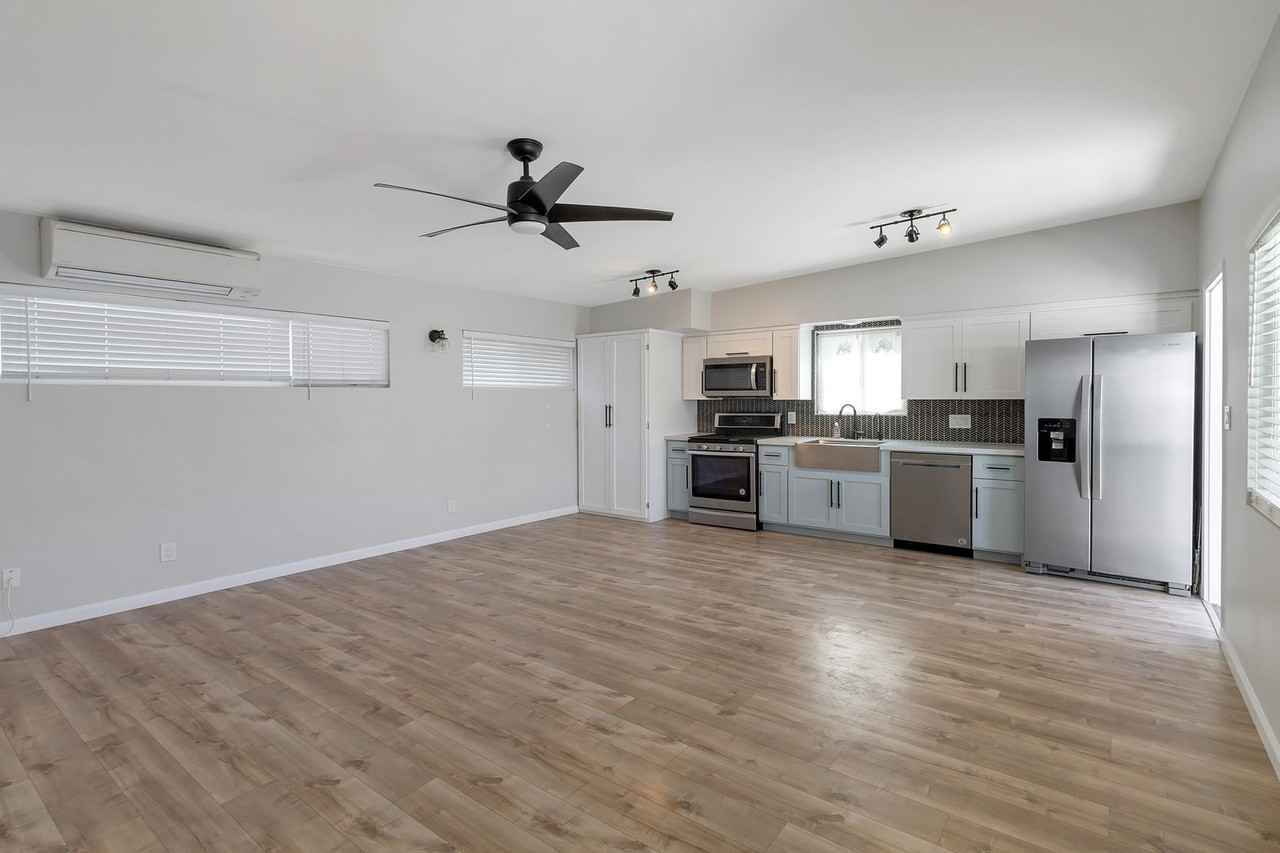 4537 Winona Ave - Photo 3 of 17